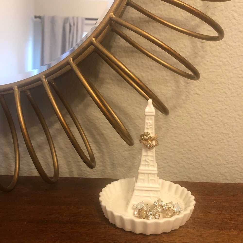 Paris Eiffel Tower Ring Stand